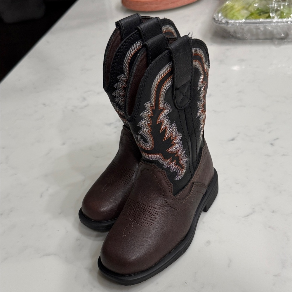 Dream Pairs Kids Brown and Black Boots